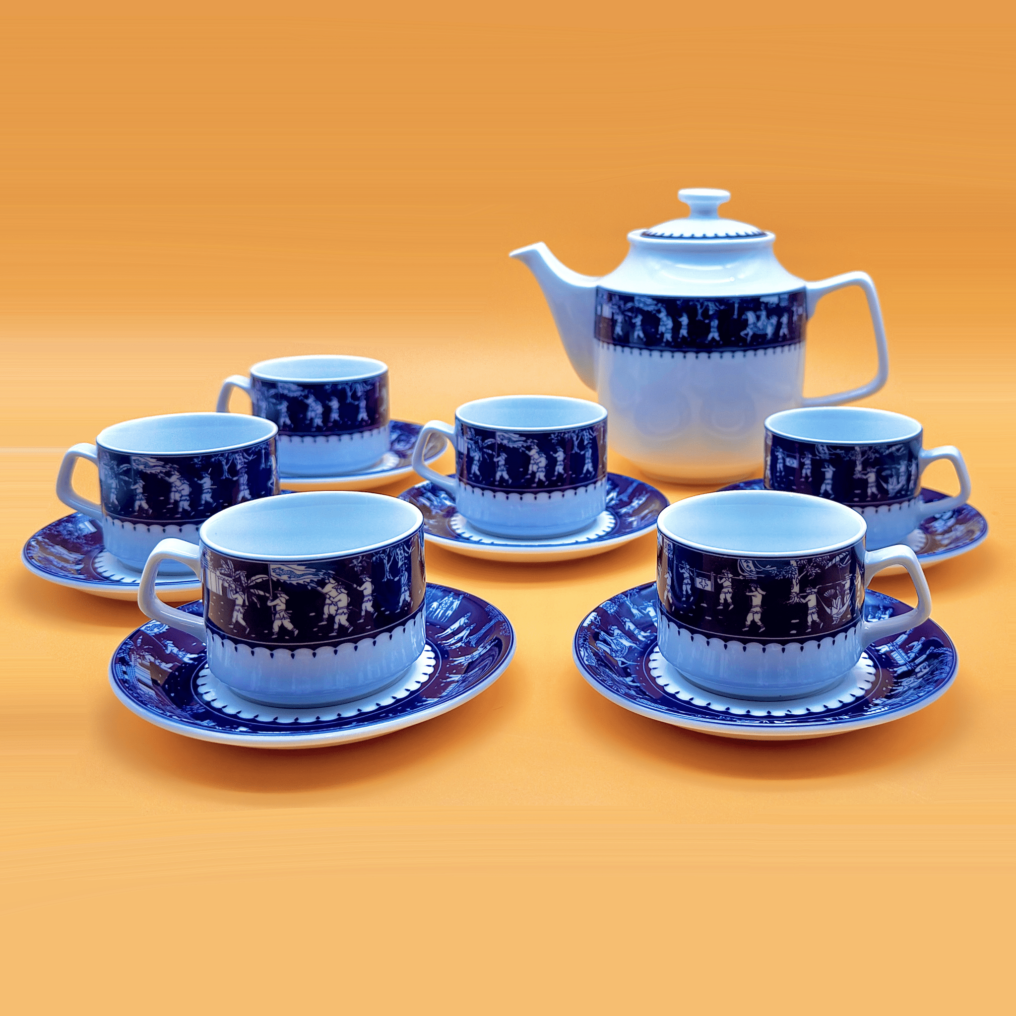 Weißes Porzelan Tee-Set (13 Teile) mit traditioneller Bemalung - VIET-TEE.de
